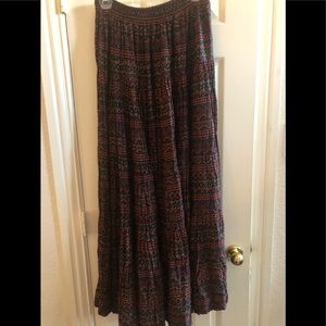 Silver River Long Skirt, Size 38 Tall, Great preowned condition